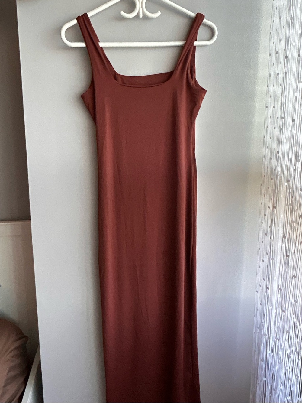 Women’s Sleeveless Maxi Dress in Rust